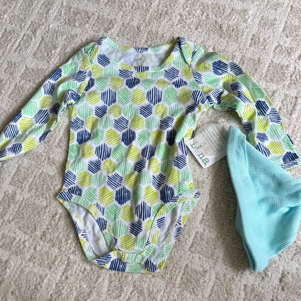 3/$16’n Leo and Luna  Blue & Green Geometric Long-Sleeve One-Piece